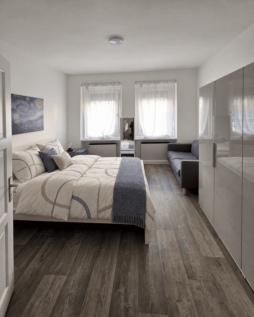 Prenájom bytu 2-izbový 50 m², Löbleinstr. 56, Nürnberg, Bavorsko Prenájom bytu 2-izbový 50 m², Löbleinstr. 56, Nürnberg, Bavorsko