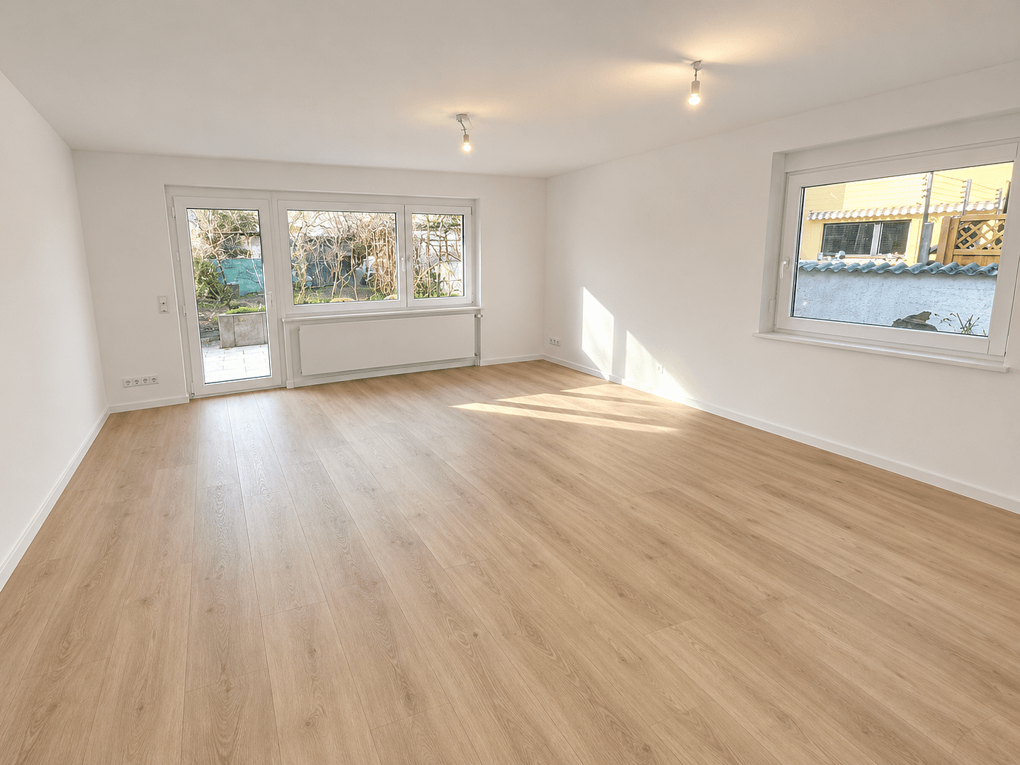 Prenájom domu 130 m², pozemok 374 m², Siegsdorfer Straße, München, Bavorsko Prenájom domu 130 m², pozemok 374 m², Siegsdorfer Straße, München, Bavorsko