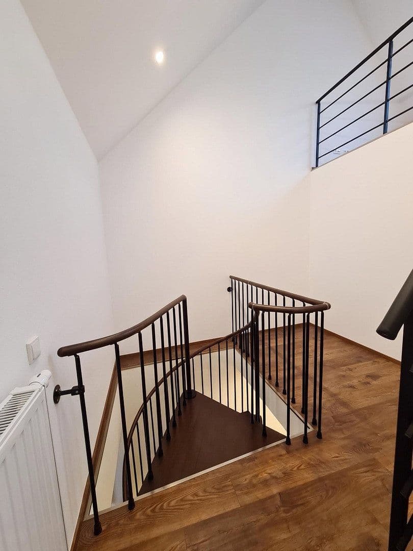 Prenájom bytu 2-izbový 70 m², St. Leon-Rot, Bádensko-Wurttembersko Prenájom bytu 2-izbový 70 m², St. Leon-Rot, Bádensko-Wurttembersko