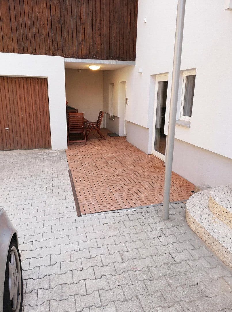 Prenájom bytu 2-izbový 70 m², St. Leon-Rot, Bádensko-Wurttembersko Prenájom bytu 2-izbový 70 m², St. Leon-Rot, Bádensko-Wurttembersko