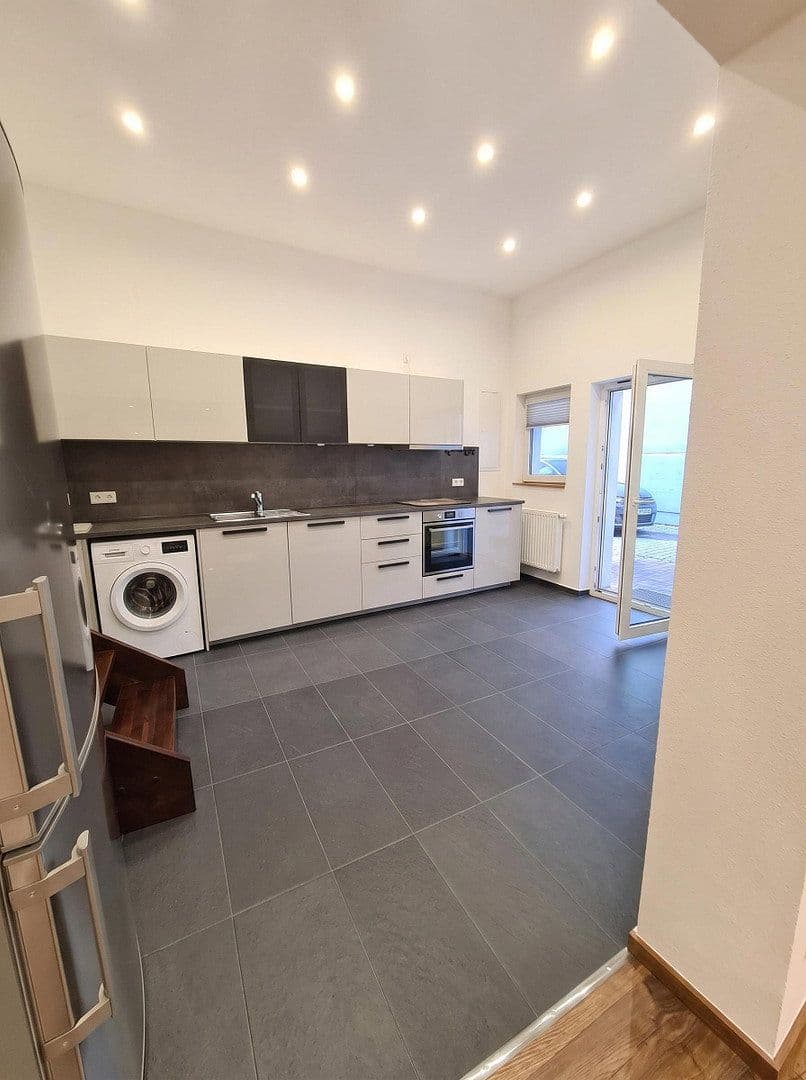 Prenájom bytu 2-izbový 70 m², St. Leon-Rot, Bádensko-Wurttembersko Prenájom bytu 2-izbový 70 m², St. Leon-Rot, Bádensko-Wurttembersko