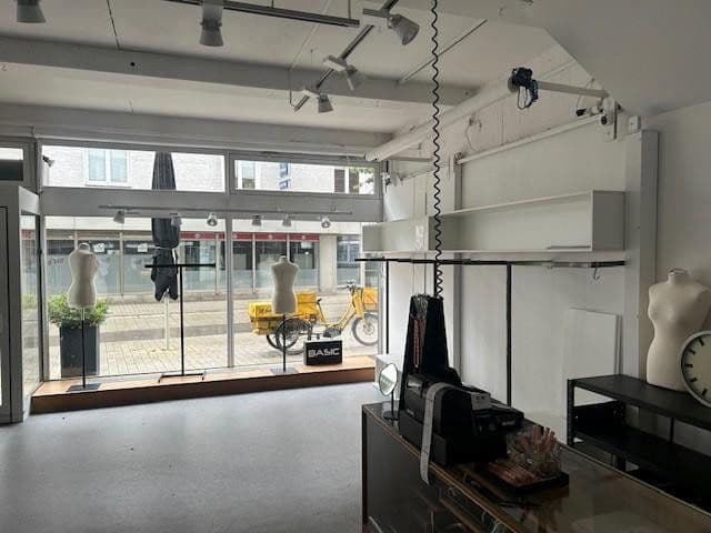 Prenájom nebytového priestoru 150 m², Herford, Severné Porýnie - Westfálsko Prenájom nebytového priestoru 150 m², Herford, Severné Porýnie - Westfálsko