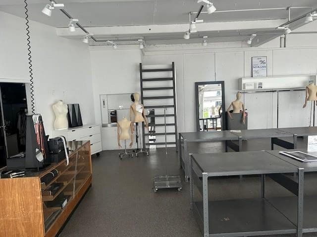 Prenájom nebytového priestoru 150 m², Herford, Severné Porýnie - Westfálsko Prenájom nebytového priestoru 150 m², Herford, Severné Porýnie - Westfálsko