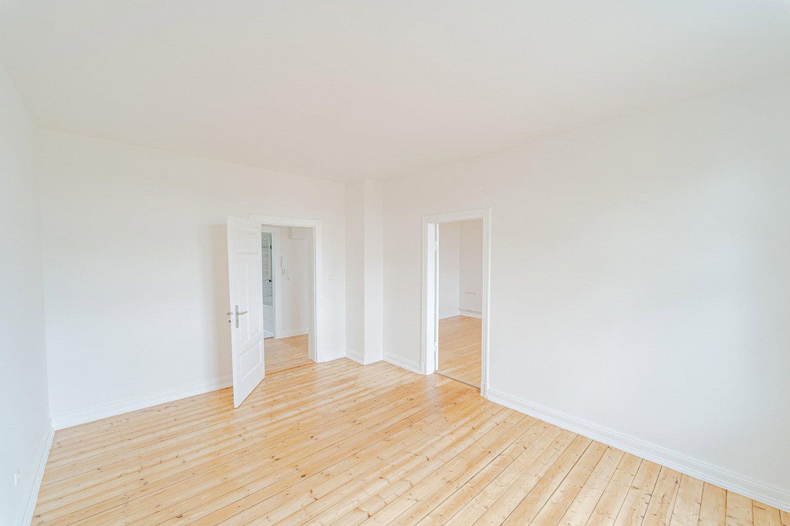 Prenájom bytu 2-izbový 65 m², Schwartauer Allee 121a, Lübeck, Šlezvicko-Holštajnsko Prenájom bytu 2-izbový 65 m², Schwartauer Allee 121a, Lübeck, Šlezvicko-Holštajnsko