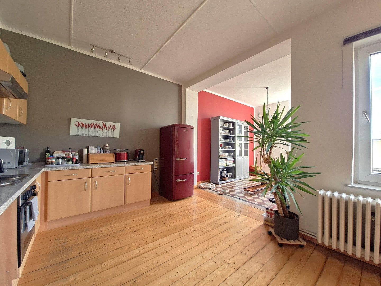 Prenájom bytu 4-izbový 132 m², Rinteln, Dolné Sasko Prenájom bytu 4-izbový 132 m², Rinteln, Dolné Sasko