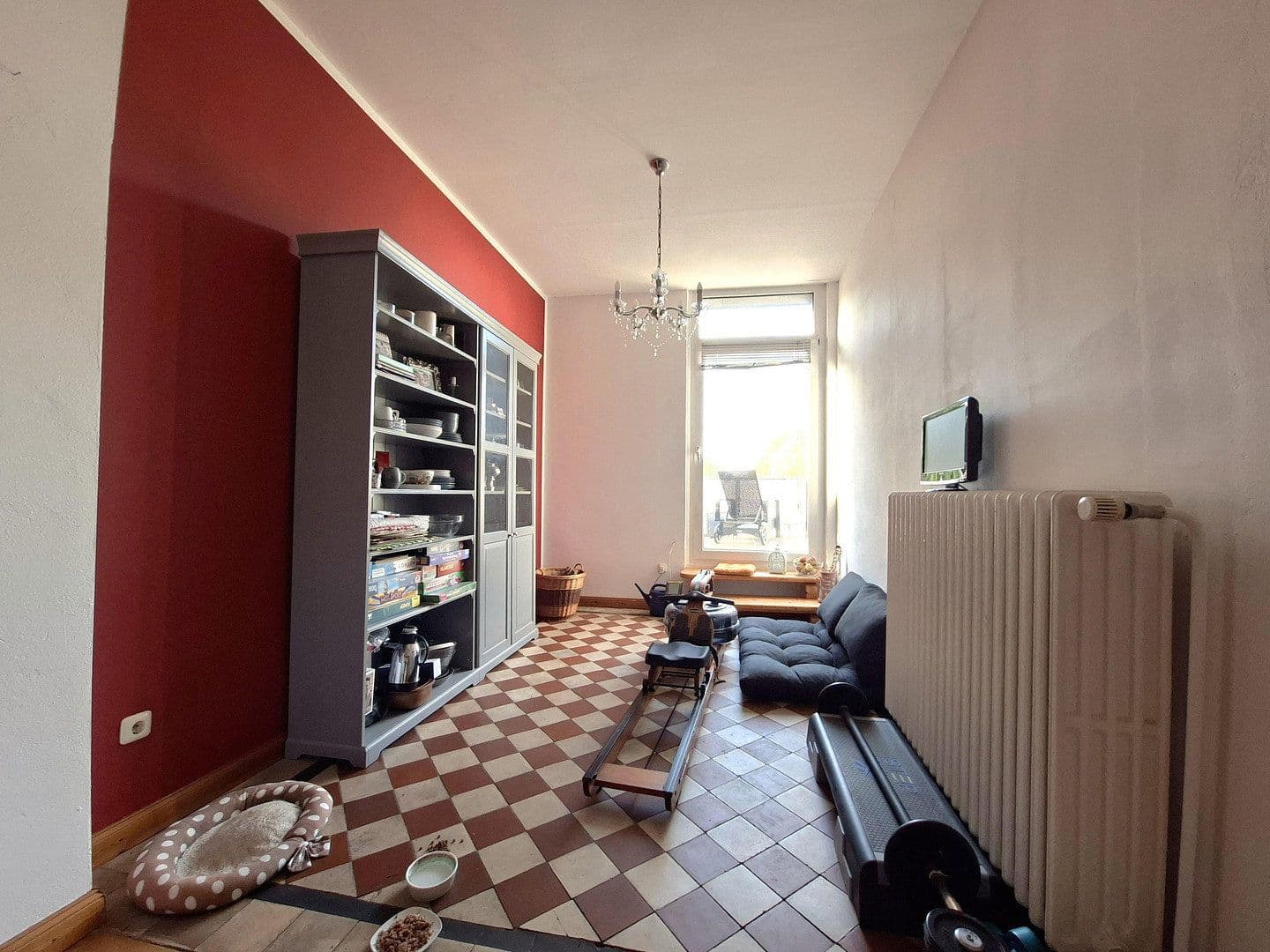 Prenájom bytu 4-izbový 132 m², Rinteln, Dolné Sasko Prenájom bytu 4-izbový 132 m², Rinteln, Dolné Sasko