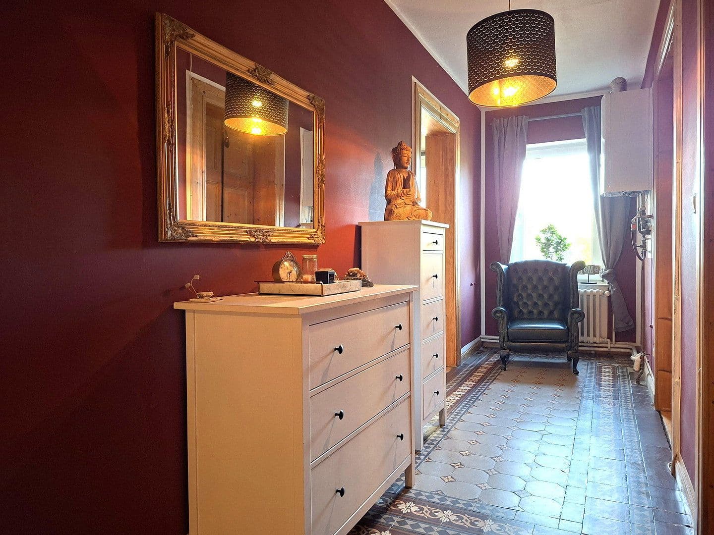 Prenájom bytu 4-izbový 132 m², Rinteln, Dolné Sasko Prenájom bytu 4-izbový 132 m², Rinteln, Dolné Sasko