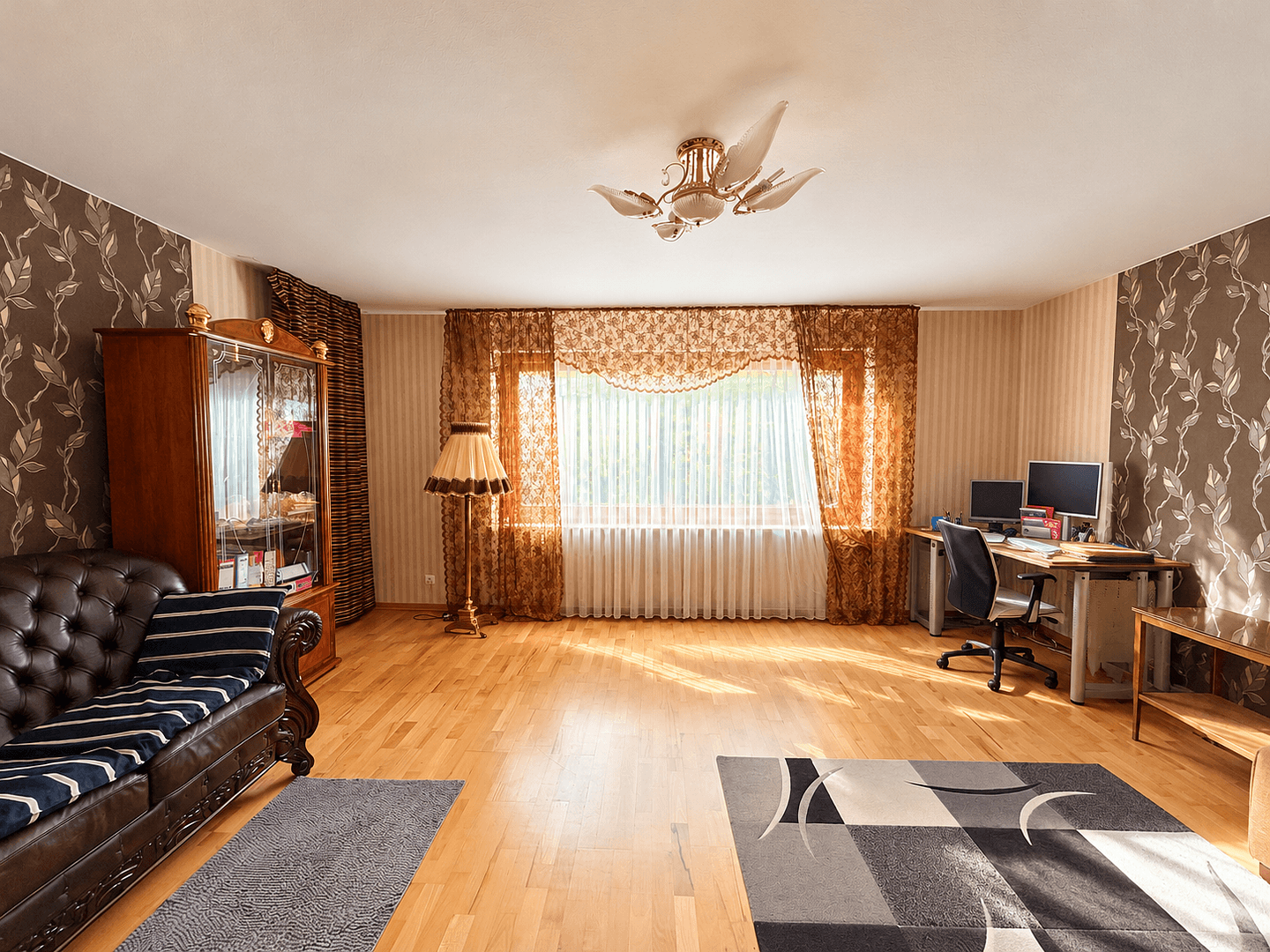 Predaj domu 280 m², pozemok 694 m², Lautertal, Hesensko Predaj domu 280 m², pozemok 694 m², Lautertal, Hesensko