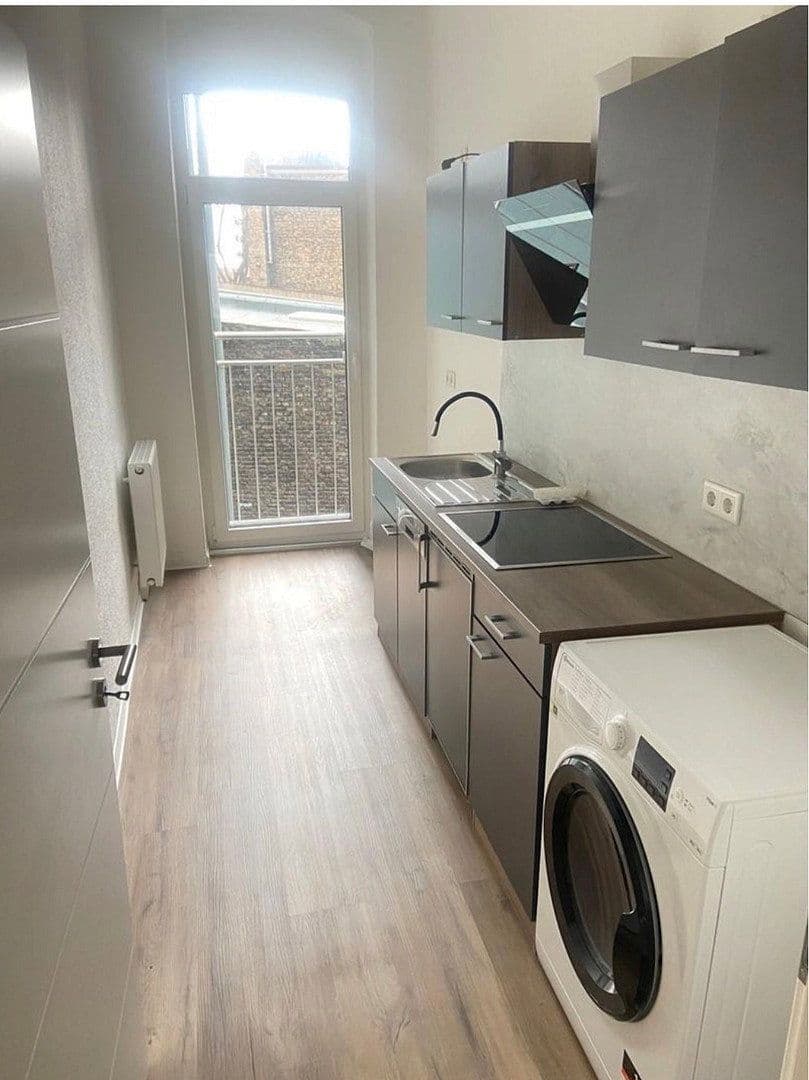 Prenájom bytu 3-izbový 78 m², Mannheim, Bádensko-Wurttembersko Prenájom bytu 3-izbový 78 m², Mannheim, Bádensko-Wurttembersko