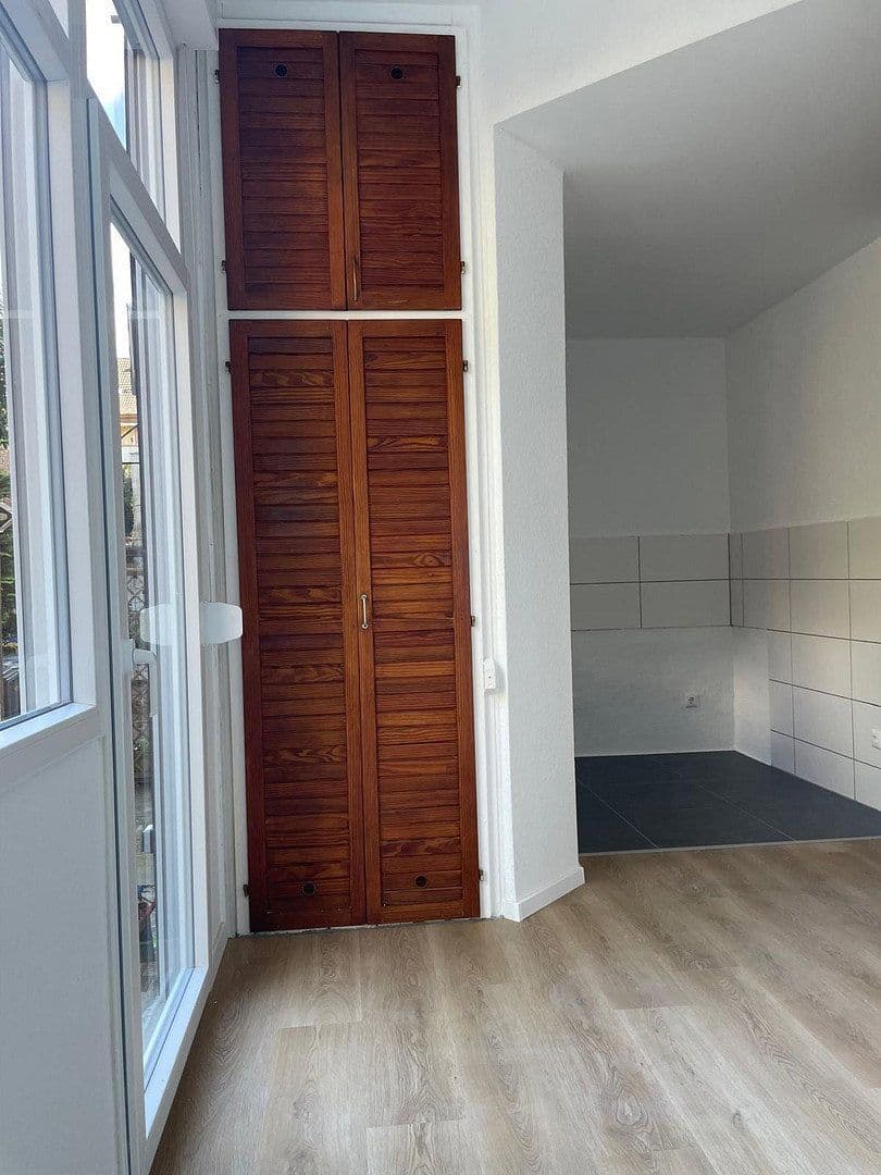 Prenájom bytu 3-izbový 97 m², Feldherrnstraße 7, Dortmund, Severné Porýnie - Westfálsko Prenájom bytu 3-izbový 97 m², Feldherrnstraße 7, Dortmund, Severné Porýnie - Westfálsko