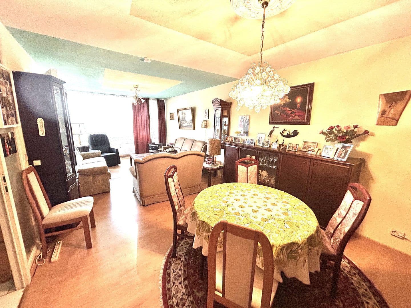 Predaj bytu 3-izbový 91 m², Frankfurt am Main, Hesensko Predaj bytu 3-izbový 91 m², Frankfurt am Main, Hesensko