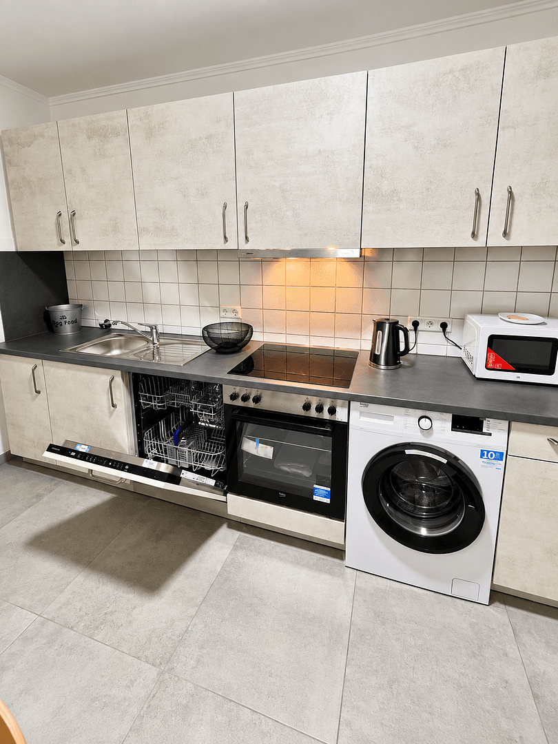 Prenájom bytu 2-izbový 65 m², Leimen, Bádensko-Wurttembersko Prenájom bytu 2-izbový 65 m², Leimen, Bádensko-Wurttembersko
