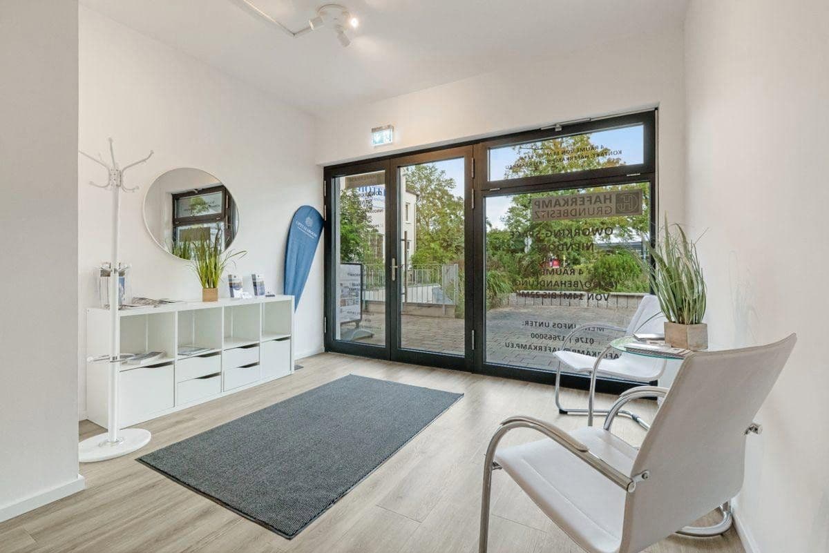 Prenájom kancelárie 23 m², Strandstraße 136, Timmendorfer Strand, Šlezvicko-Holštajnsko Prenájom kancelárie 23 m², Strandstraße 136, Timmendorfer Strand, Šlezvicko-Holštajnsko