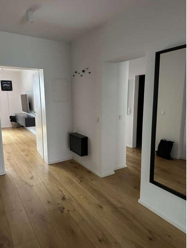 Prenájom bytu 3-izbový 92 m², Bismarckstr. 45, Köln, Severné Porýnie - Westfálsko Prenájom bytu 3-izbový 92 m², Bismarckstr. 45, Köln, Severné Porýnie - Westfálsko