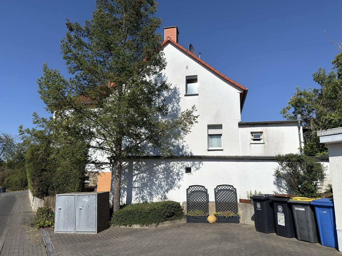 Predaj domu 398 m², pozemok 437 m², Wetzlar, Hesensko Predaj domu 398 m², pozemok 437 m², Wetzlar, Hesensko