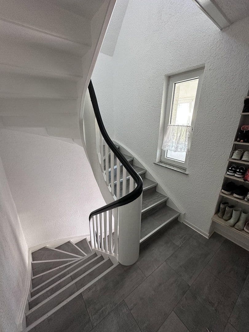 Predaj domu 398 m², pozemok 437 m², Wetzlar, Hesensko Predaj domu 398 m², pozemok 437 m², Wetzlar, Hesensko