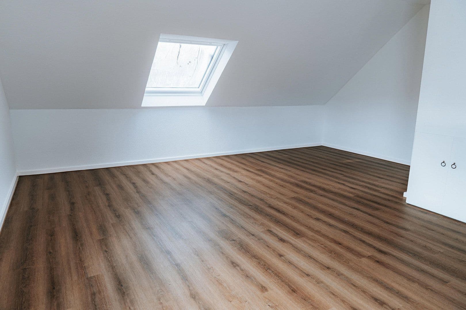 Predaj domu 129 m², pozemok 276 m², Hildesheim, Dolné Sasko Predaj domu 129 m², pozemok 276 m², Hildesheim, Dolné Sasko