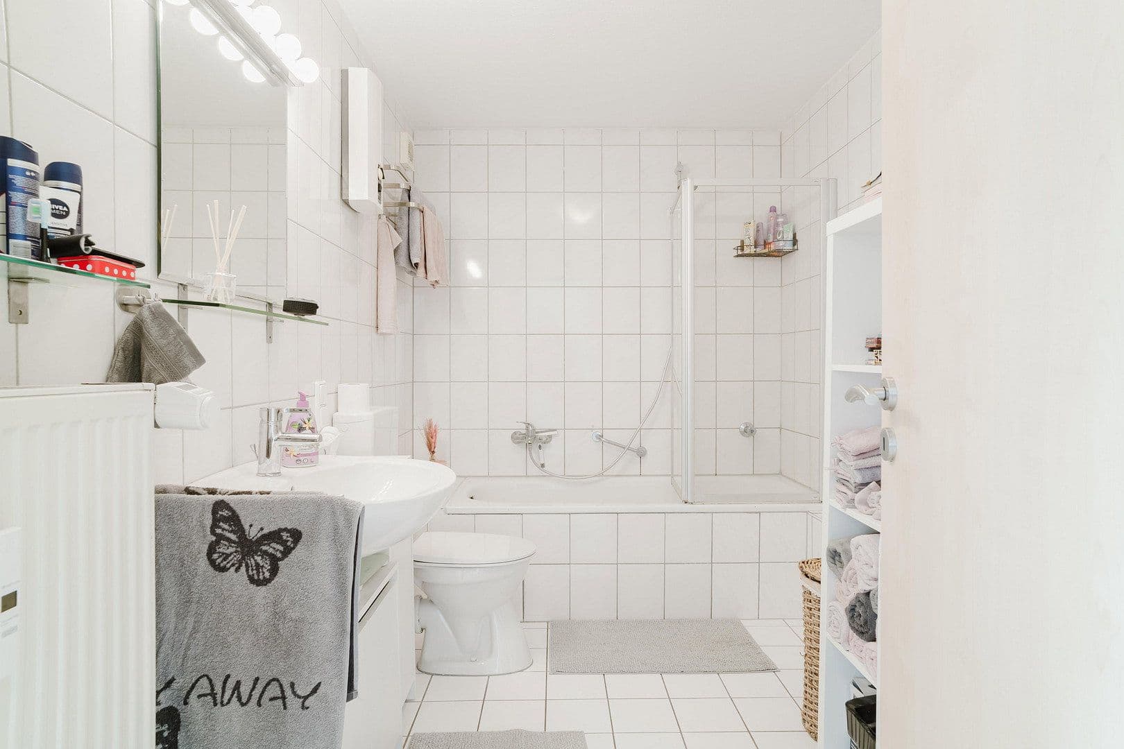Prenájom bytu 4-izbový 84 m², Hohenzollernstraße, Koblenz, Porýnie-Falcko Prenájom bytu 4-izbový 84 m², Hohenzollernstraße, Koblenz, Porýnie-Falcko