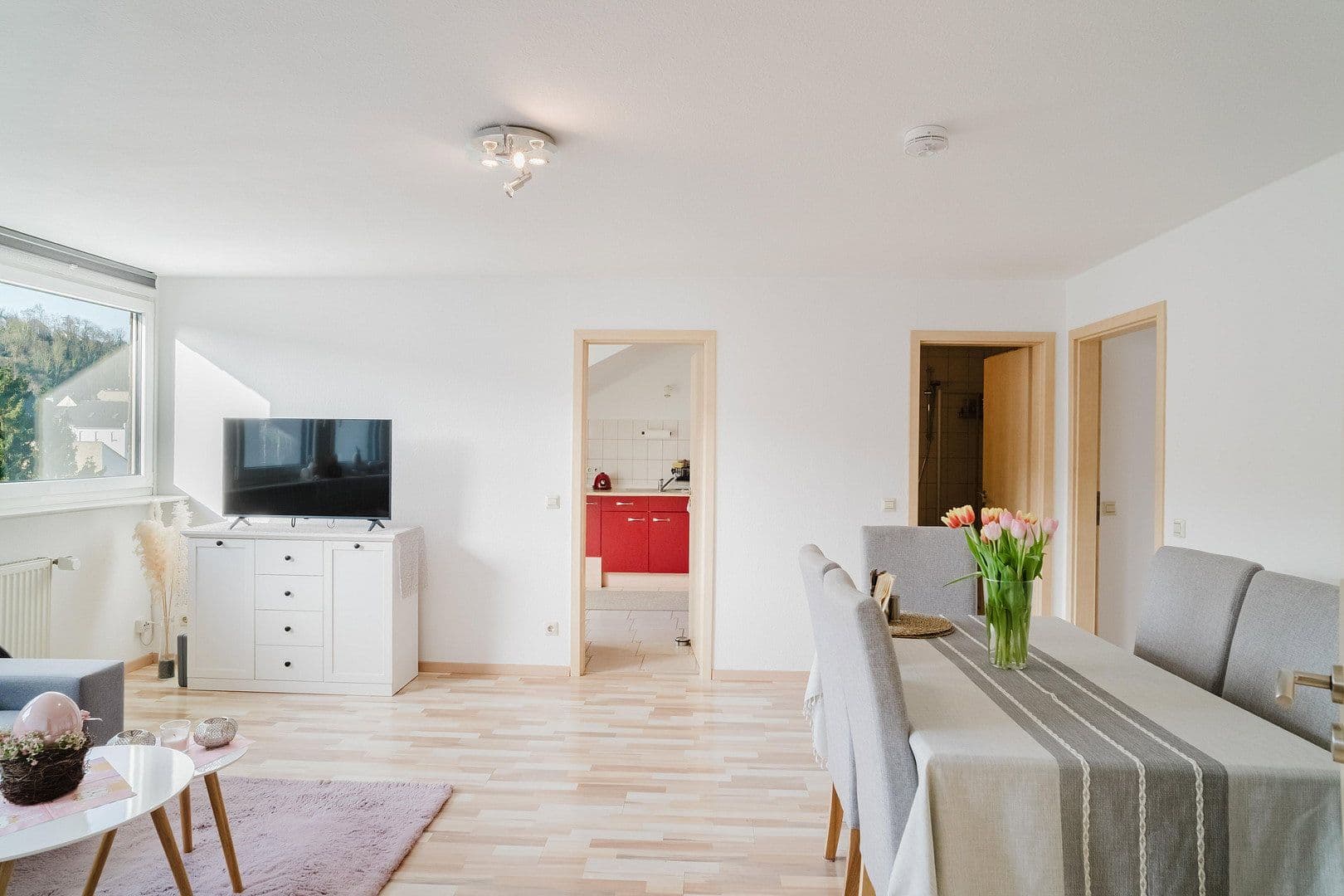 Prenájom bytu 4-izbový 84 m², Hohenzollernstraße, Koblenz, Porýnie-Falcko Prenájom bytu 4-izbový 84 m², Hohenzollernstraße, Koblenz, Porýnie-Falcko