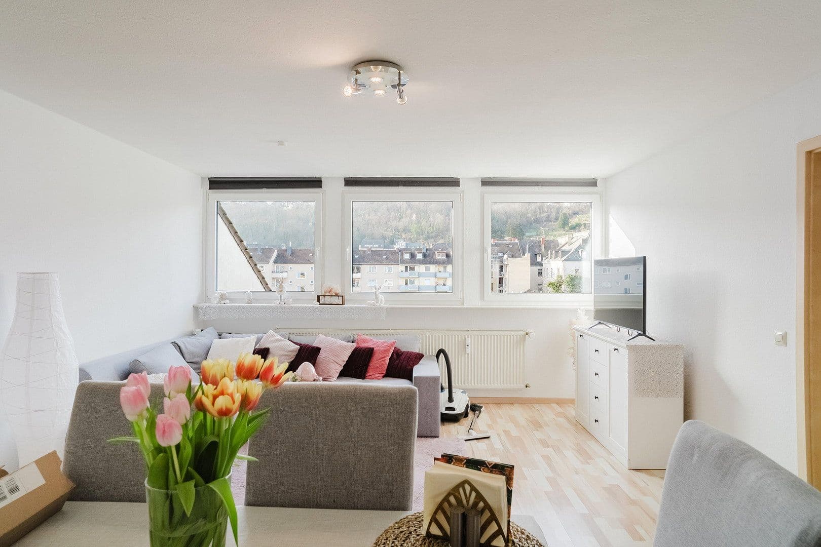 Prenájom bytu 4-izbový 84 m², Hohenzollernstraße, Koblenz, Porýnie-Falcko Prenájom bytu 4-izbový 84 m², Hohenzollernstraße, Koblenz, Porýnie-Falcko