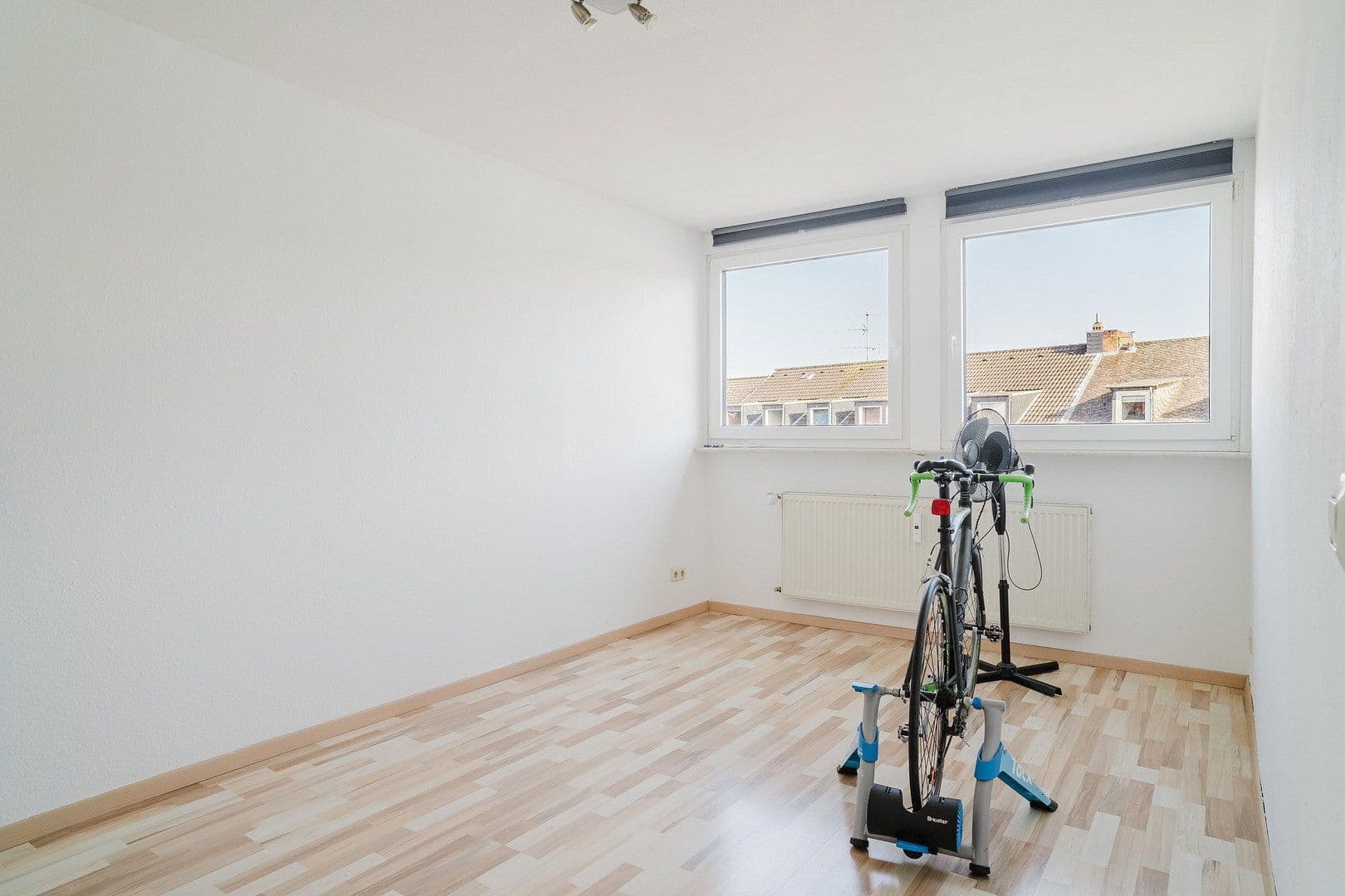 Prenájom bytu 4-izbový 84 m², Hohenzollernstraße, Koblenz, Porýnie-Falcko Prenájom bytu 4-izbový 84 m², Hohenzollernstraße, Koblenz, Porýnie-Falcko