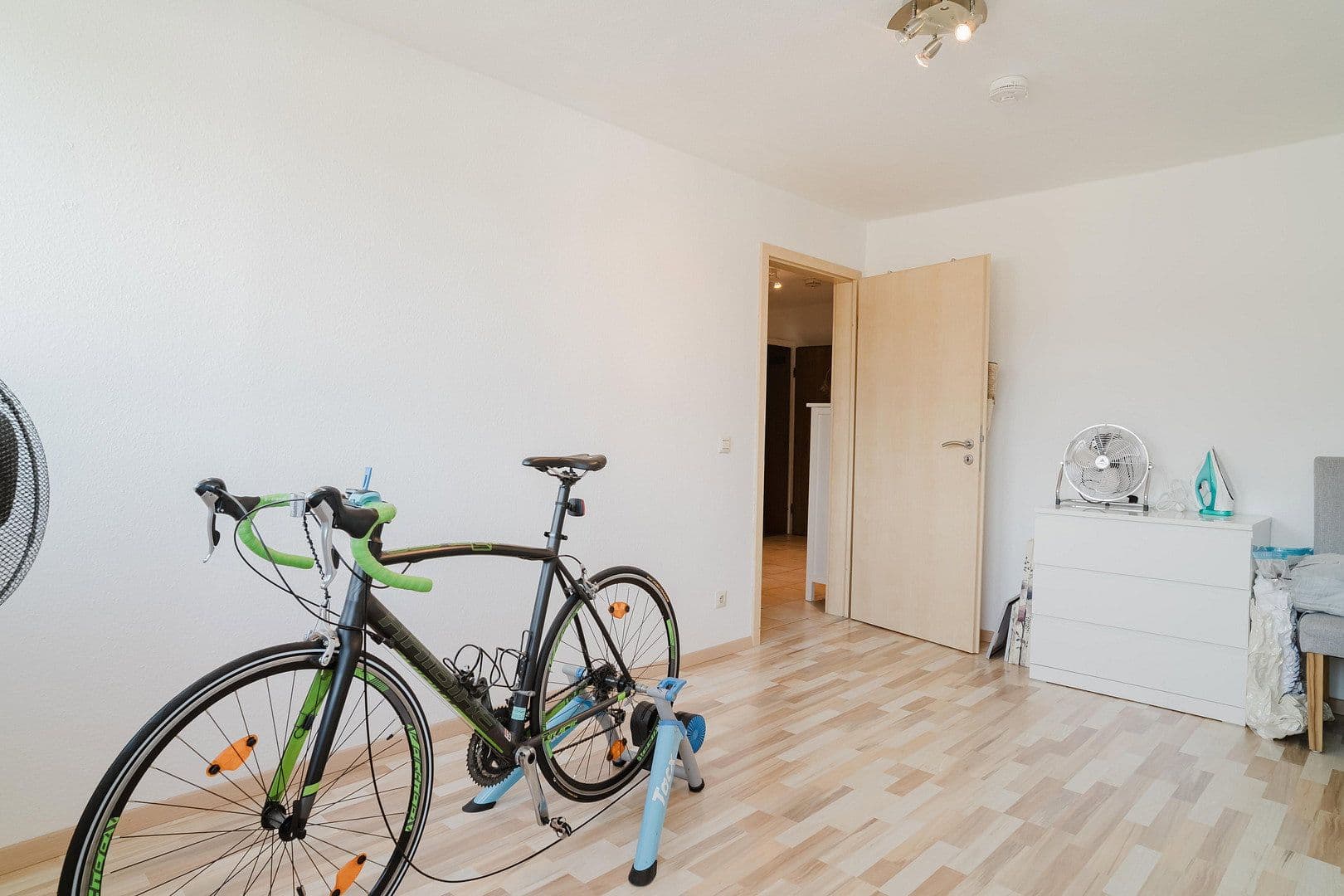 Prenájom bytu 4-izbový 84 m², Hohenzollernstraße, Koblenz, Porýnie-Falcko Prenájom bytu 4-izbový 84 m², Hohenzollernstraße, Koblenz, Porýnie-Falcko
