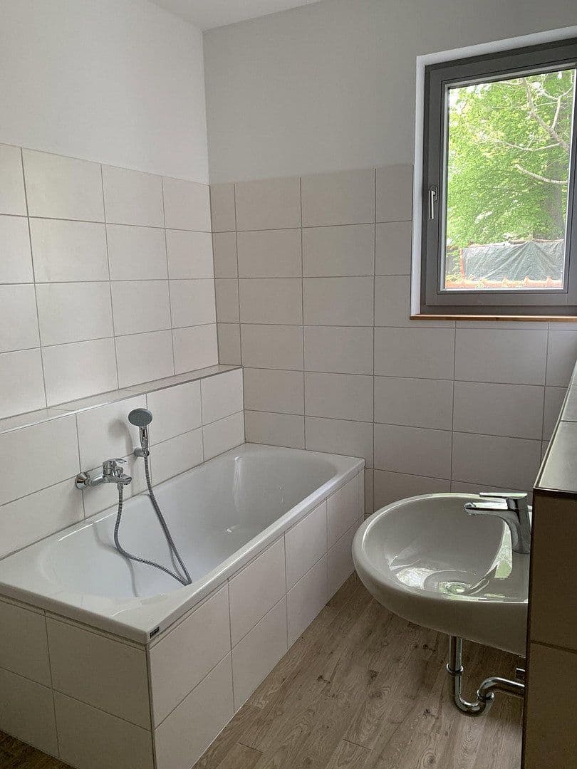 Prenájom bytu 3-izbový 91 m², Schwielowsee, Brandenbursko Prenájom bytu 3-izbový 91 m², Schwielowsee, Brandenbursko