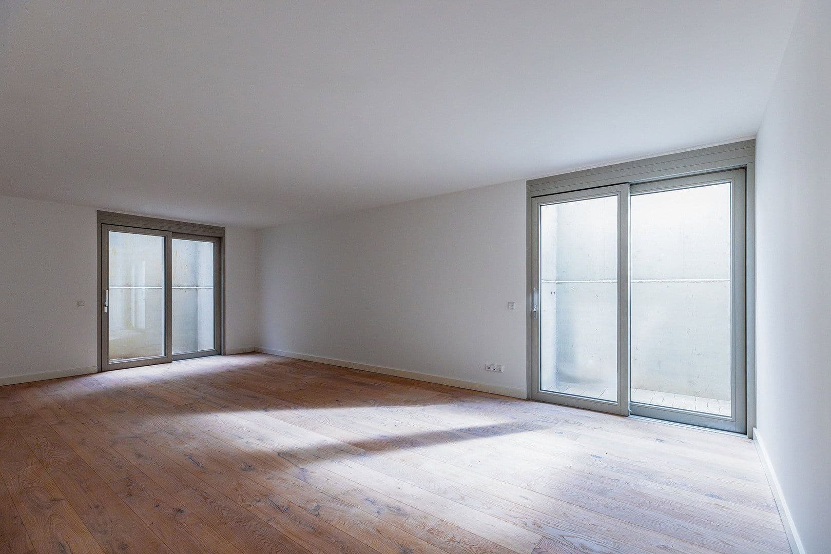 Predaj domu 218 m², pozemok 350 m², München, Bavorsko Predaj domu 218 m², pozemok 350 m², München, Bavorsko