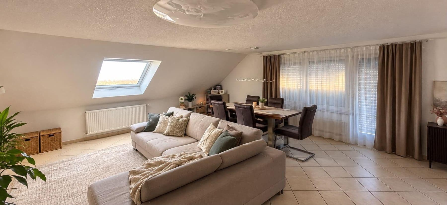 Predaj bytu 4-izbový 125 m², Schillerstrasse 22, Villingendorf, Bádensko-Wurttembersko Predaj bytu 4-izbový 125 m², Schillerstrasse 22, Villingendorf, Bádensko-Wurttembersko
