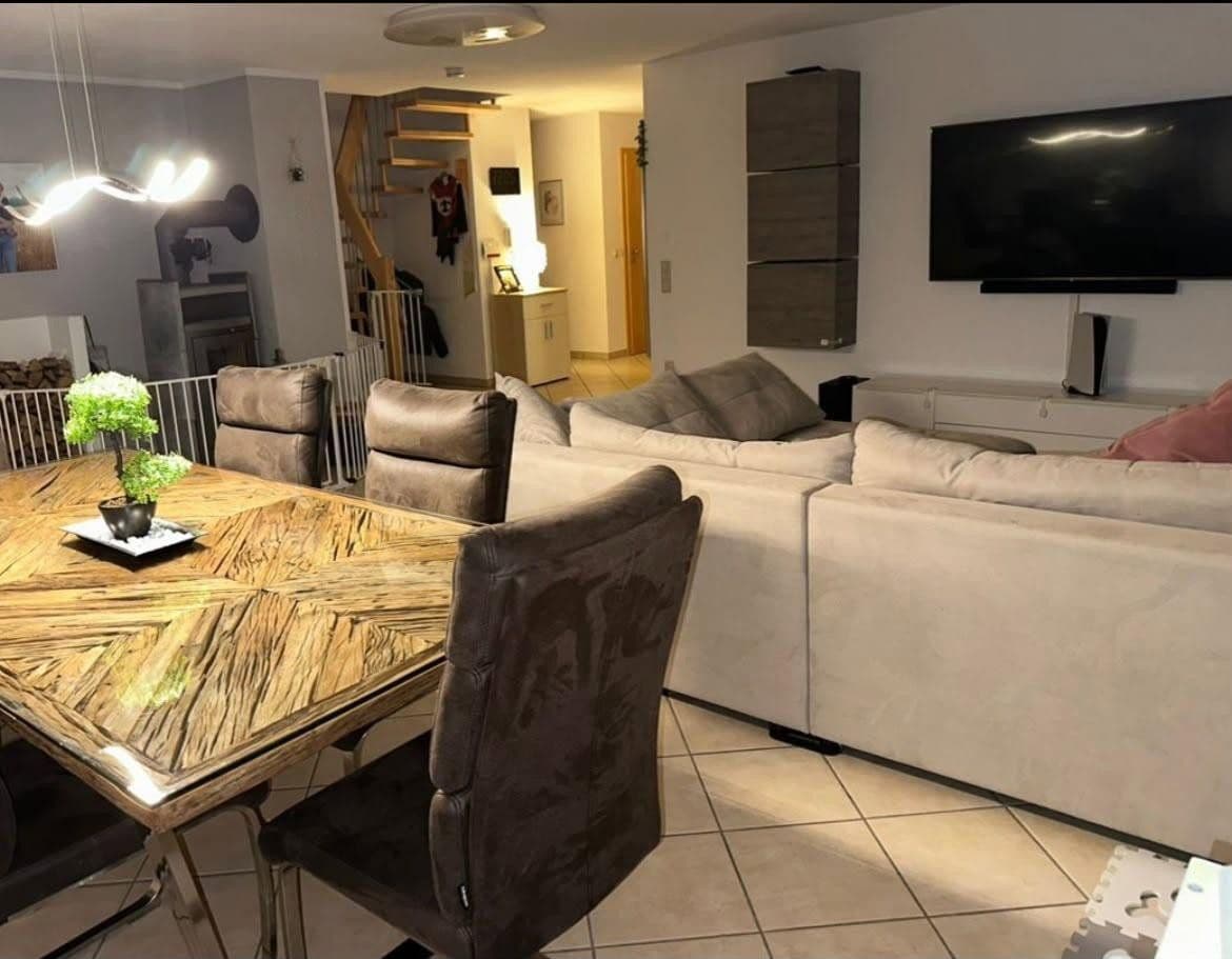 Predaj bytu 4-izbový 125 m², Schillerstrasse 22, Villingendorf, Bádensko-Wurttembersko Predaj bytu 4-izbový 125 m², Schillerstrasse 22, Villingendorf, Bádensko-Wurttembersko
