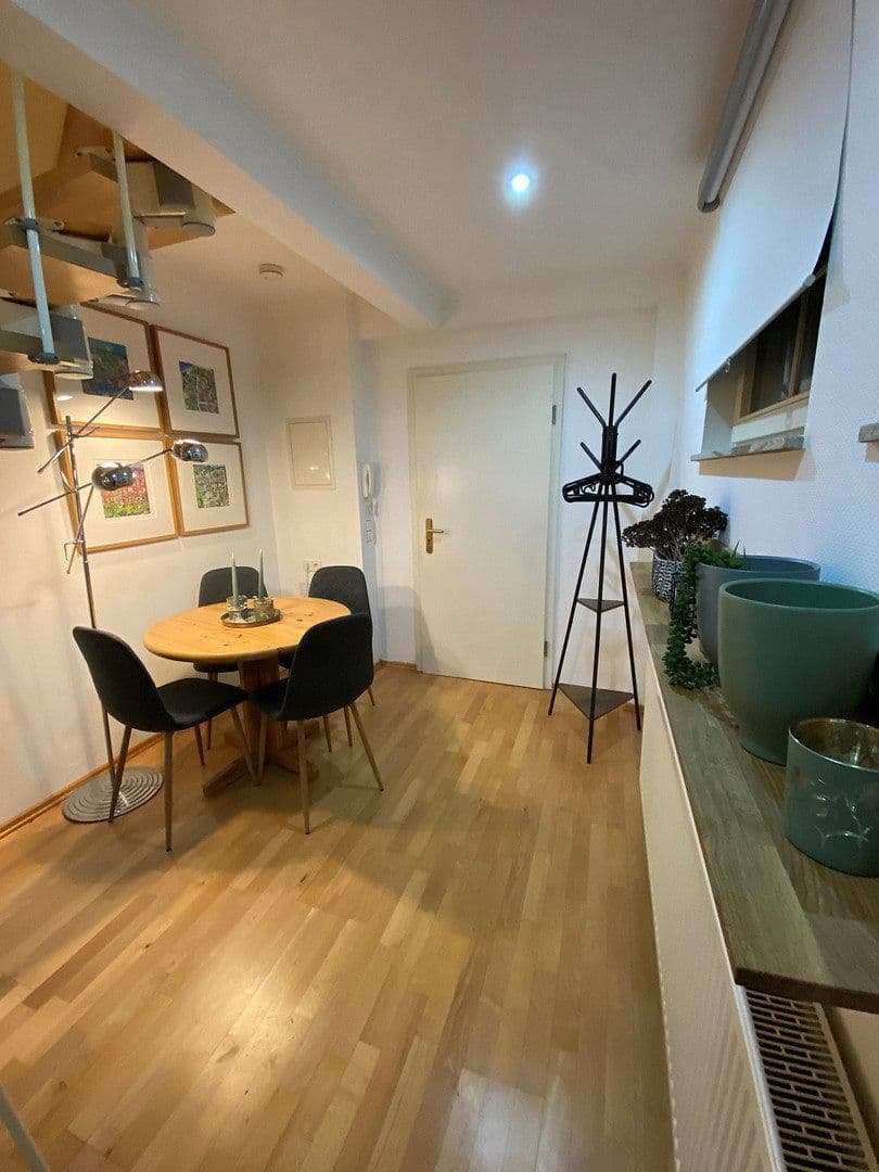 Prenájom bytu 2-izbový 58 m², Untere Strasse 0, Heidelberg, Bádensko-Wurttembersko Prenájom bytu 2-izbový 58 m², Untere Strasse 0, Heidelberg, Bádensko-Wurttembersko