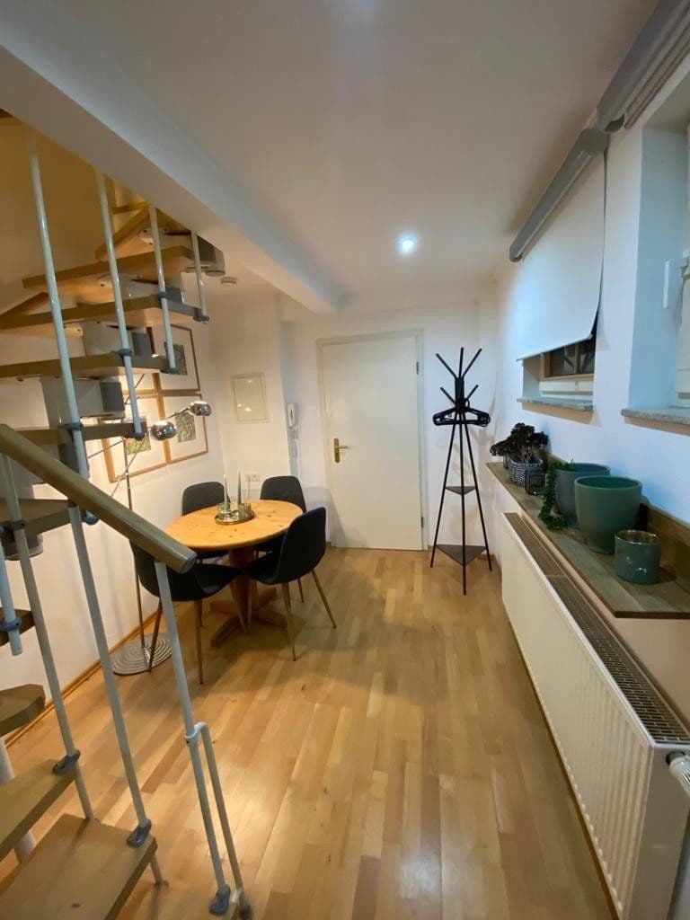 Prenájom bytu 2-izbový 58 m², Untere Strasse 0, Heidelberg, Bádensko-Wurttembersko Prenájom bytu 2-izbový 58 m², Untere Strasse 0, Heidelberg, Bádensko-Wurttembersko