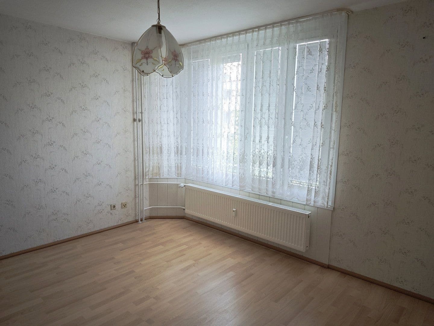 Predaj bytu 3-izbový 81 m², Markgrafenstr. 24, Karlsruhe, Bádensko-Wurttembersko Predaj bytu 3-izbový 81 m², Markgrafenstr. 24, Karlsruhe, Bádensko-Wurttembersko