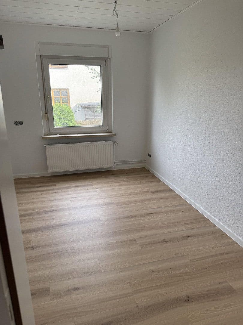 Prenájom domu 130 m², pozemok 980 m², Dresden Weixdorf, Sasko Prenájom domu 130 m², pozemok 980 m², Dresden Weixdorf, Sasko