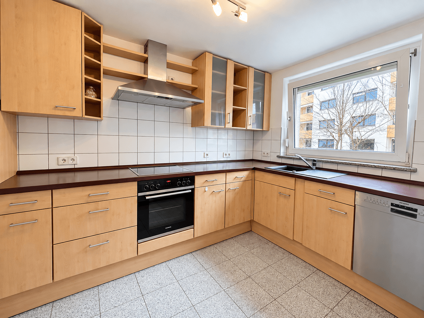 Prenájom bytu 5-izbový 112 m², Herzogenaurach, Bavorsko Prenájom bytu 5-izbový 112 m², Herzogenaurach, Bavorsko