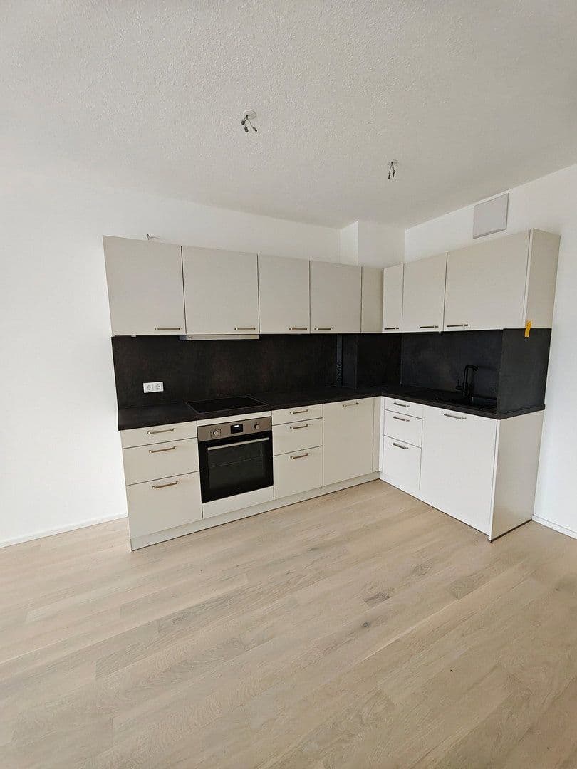 Prenájom bytu 2-izbový 57 m², Lilli-Kurowski-Straße 9, München, Bavorsko Prenájom bytu 2-izbový 57 m², Lilli-Kurowski-Straße 9, München, Bavorsko