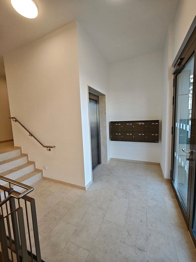 Prenájom bytu 2-izbový 57 m², Lilli-Kurowski-Straße 9, München, Bavorsko Prenájom bytu 2-izbový 57 m², Lilli-Kurowski-Straße 9, München, Bavorsko