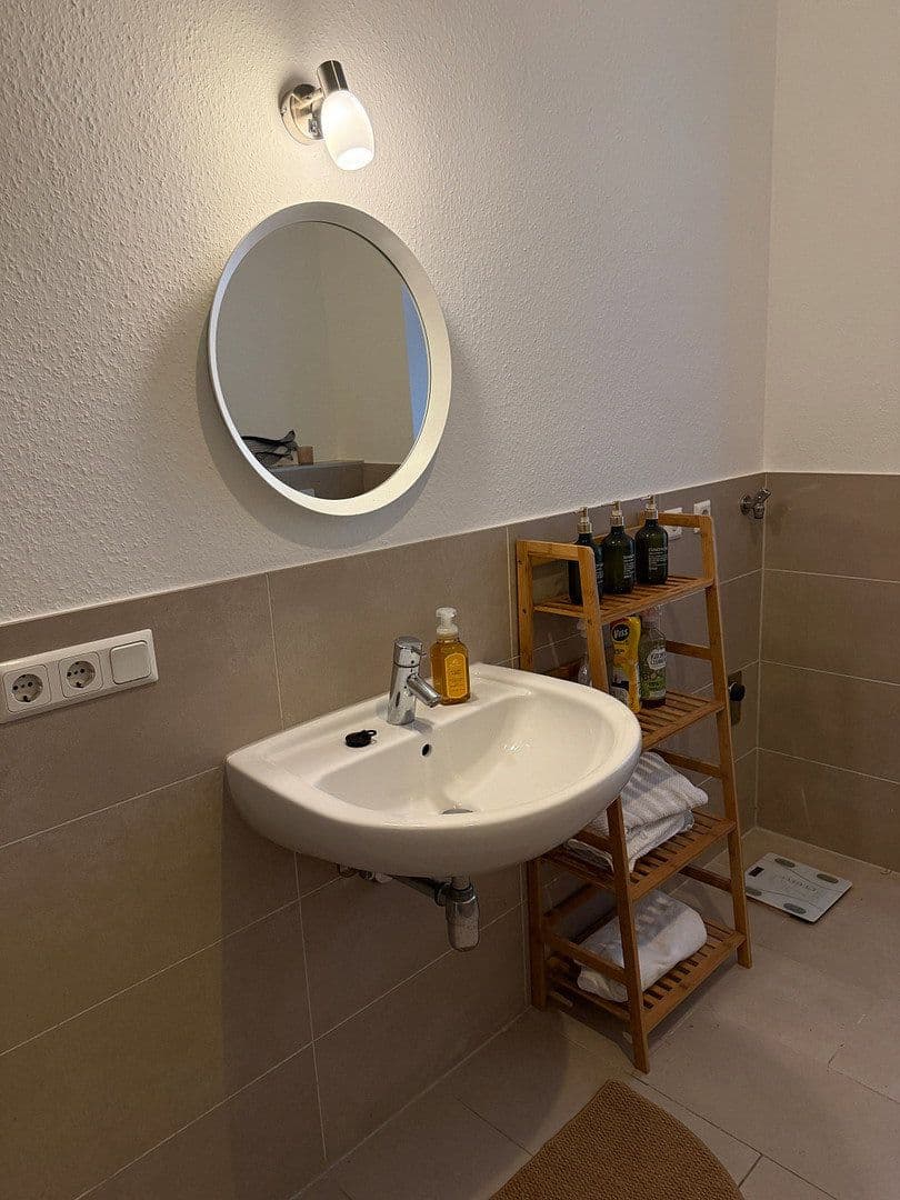 Prenájom bytu 2-izbový 60 m², Wiesbaden, Hesensko Prenájom bytu 2-izbový 60 m², Wiesbaden, Hesensko