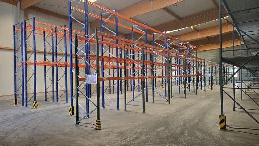 Prenájom nebytového priestoru 1.206 m², Egelsees 13, Siegenburg, Bavorsko Prenájom nebytového priestoru 1.206 m², Egelsees 13, Siegenburg, Bavorsko