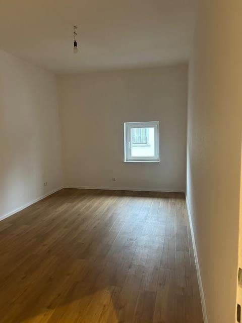 Prenájom bytu 2-izbový 77 m², Wiesbaden, Hesensko Prenájom bytu 2-izbový 77 m², Wiesbaden, Hesensko