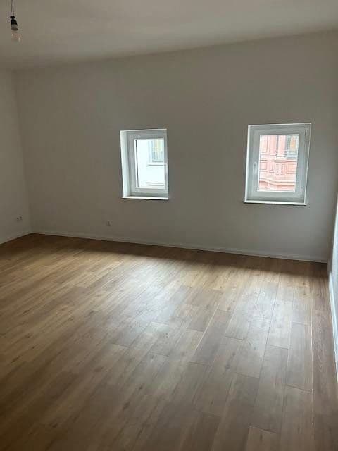 Prenájom bytu 2-izbový 77 m², Wiesbaden, Hesensko Prenájom bytu 2-izbový 77 m², Wiesbaden, Hesensko