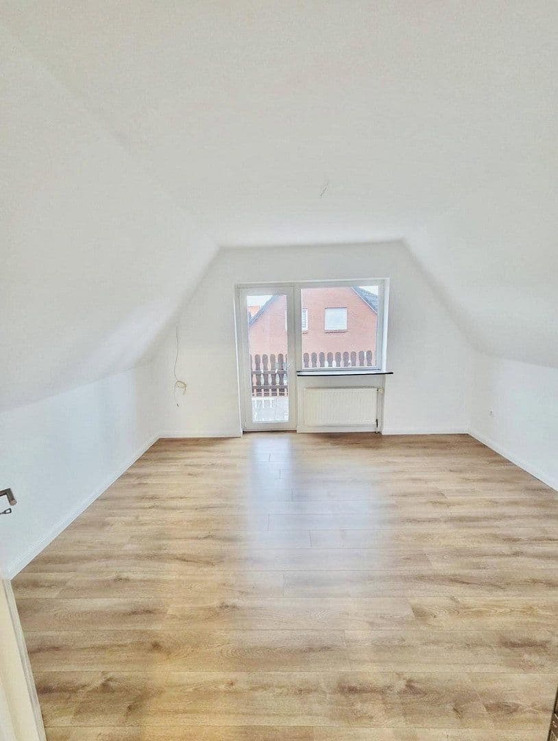 Prenájom bytu 3-izbový 92 m², Gifhorn, Dolné Sasko Prenájom bytu 3-izbový 92 m², Gifhorn, Dolné Sasko