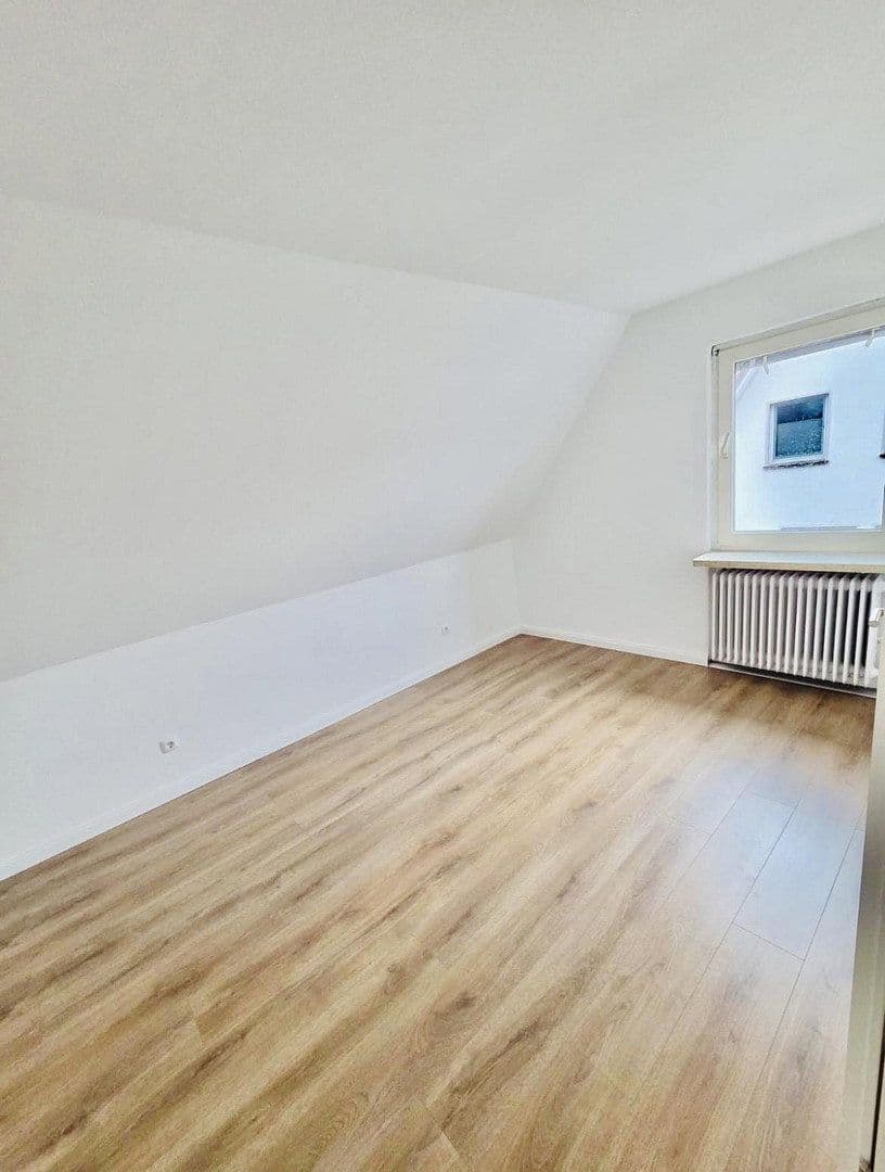 Prenájom bytu 3-izbový 92 m², Gifhorn, Dolné Sasko Prenájom bytu 3-izbový 92 m², Gifhorn, Dolné Sasko
