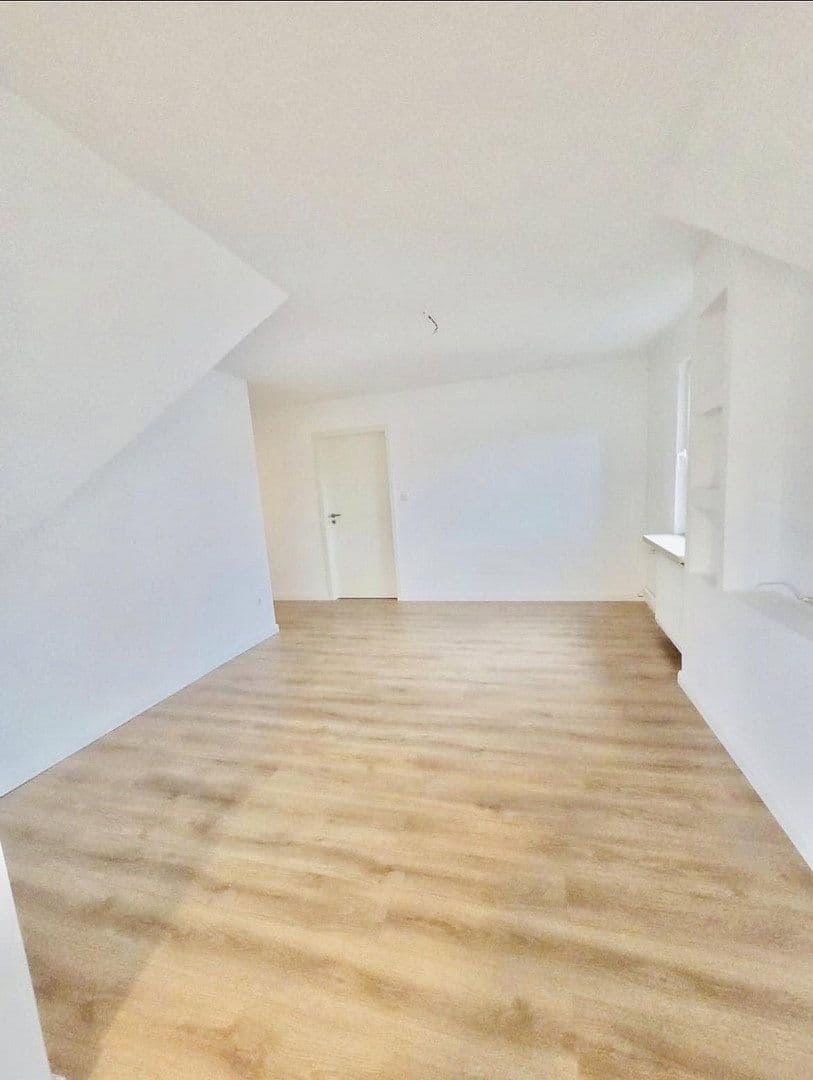 Prenájom bytu 3-izbový 92 m², Gifhorn, Dolné Sasko Prenájom bytu 3-izbový 92 m², Gifhorn, Dolné Sasko