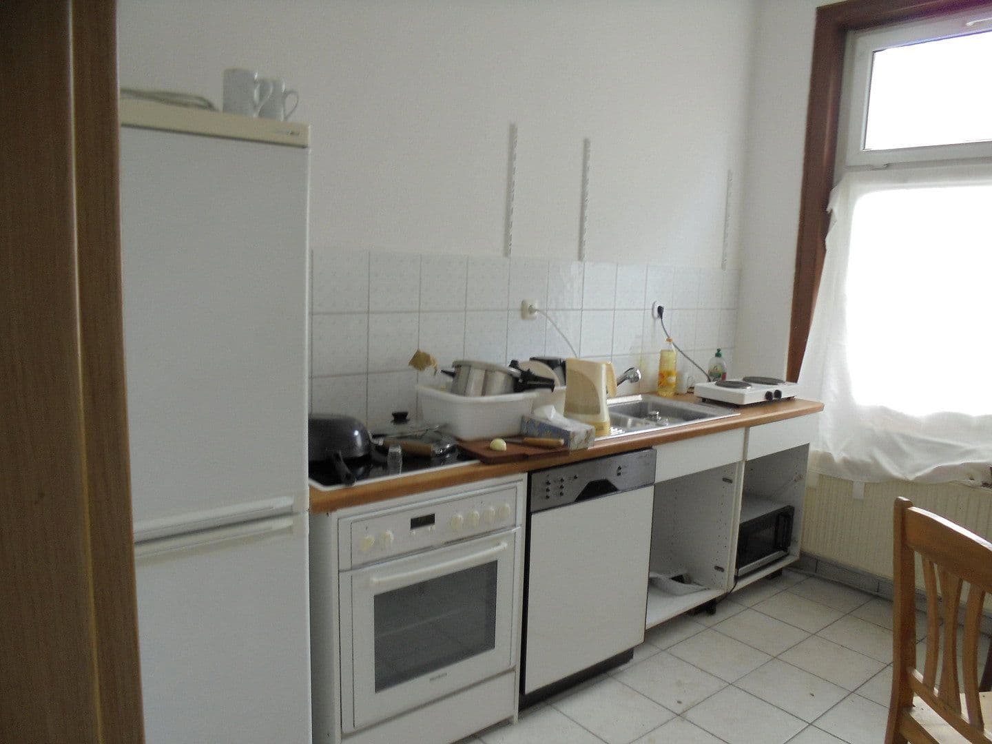 Prenájom bytu 1-izbový 16 m², Trierer Straße 33, Weimar, Durínsko Prenájom bytu 1-izbový 16 m², Trierer Straße 33, Weimar, Durínsko