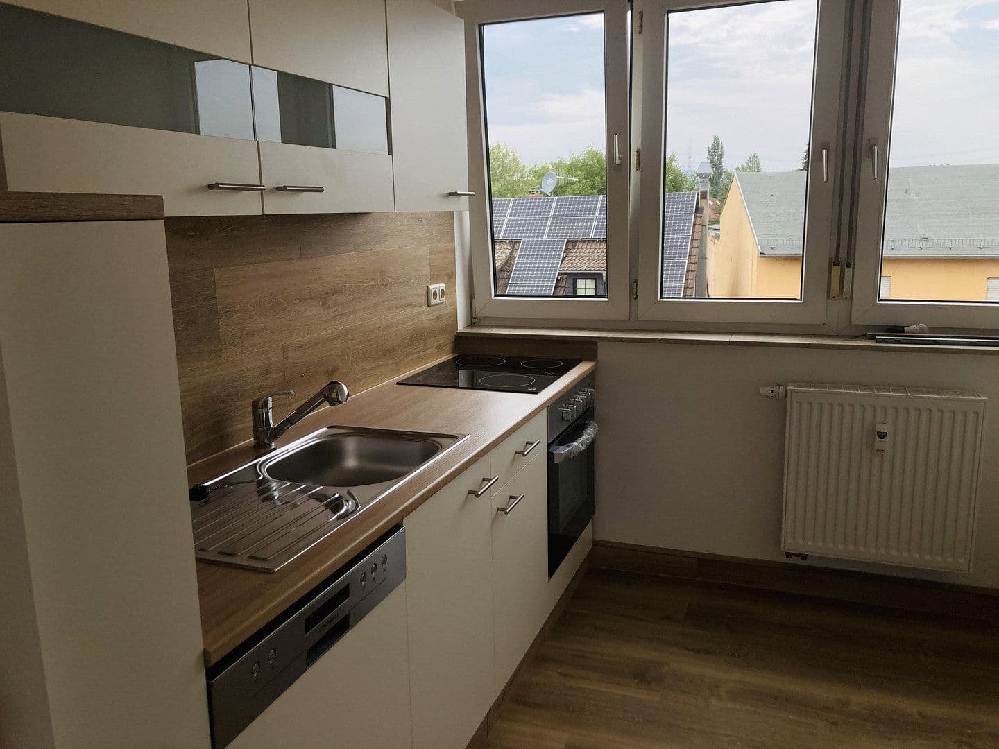 Prenájom bytu 3-izbový 72 m², Hattersheim am Main, Hesensko Prenájom bytu 3-izbový 72 m², Hattersheim am Main, Hesensko