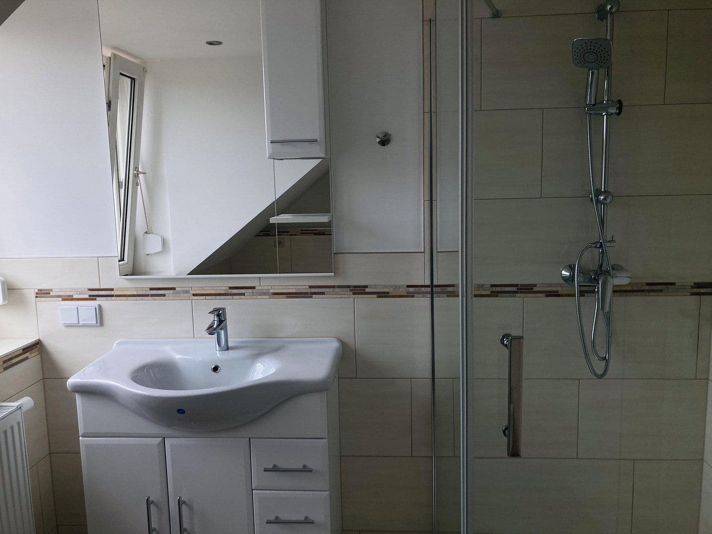 Prenájom bytu 3-izbový 72 m², Hattersheim am Main, Hesensko Prenájom bytu 3-izbový 72 m², Hattersheim am Main, Hesensko