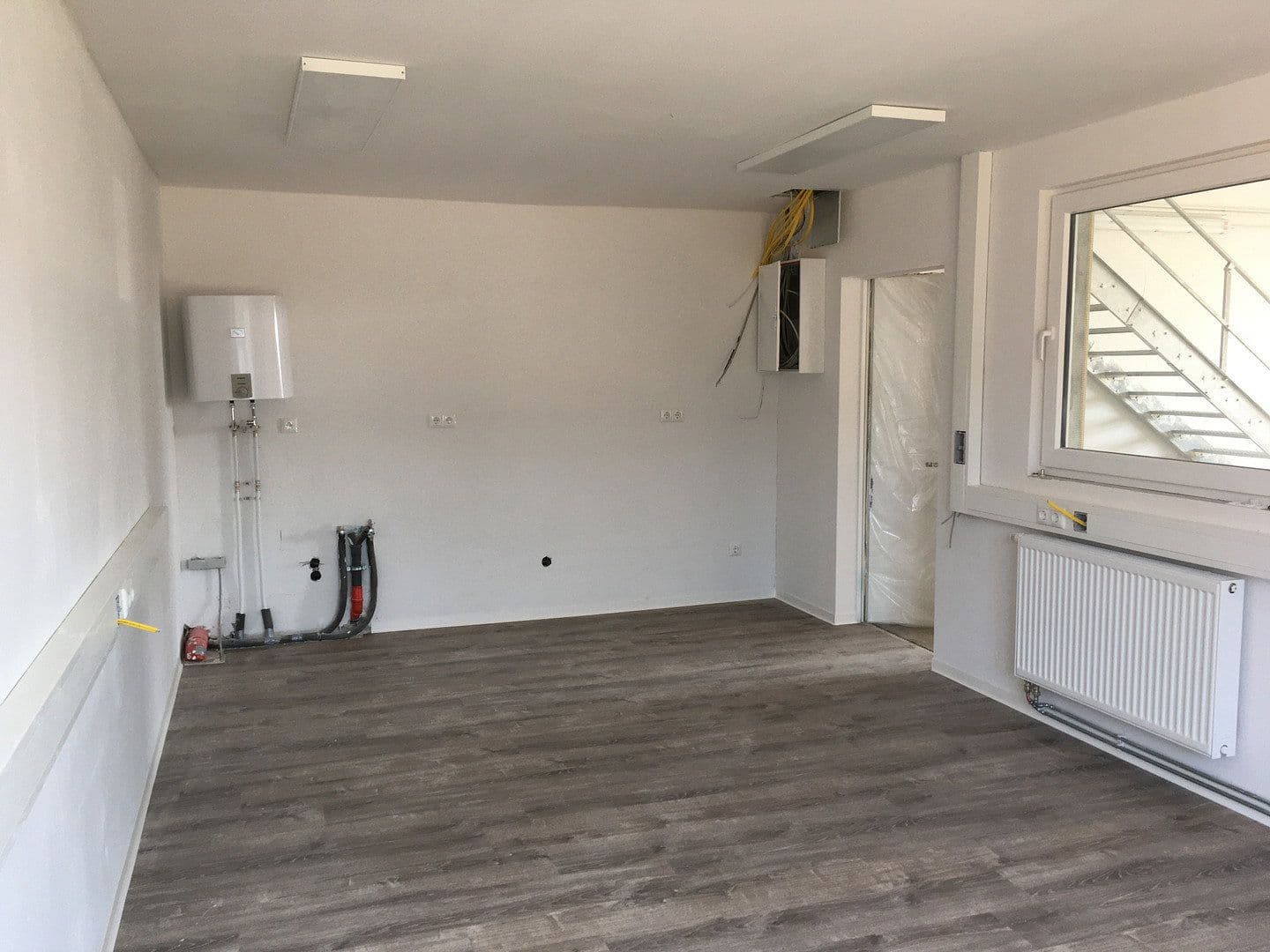 Prenájom nebytového priestoru 160 m², Kisdorfer Weg 15-17, Kaltenkirchen, Šlezvicko-Holštajnsko Prenájom nebytového priestoru 160 m², Kisdorfer Weg 15-17, Kaltenkirchen, Šlezvicko-Holštajnsko