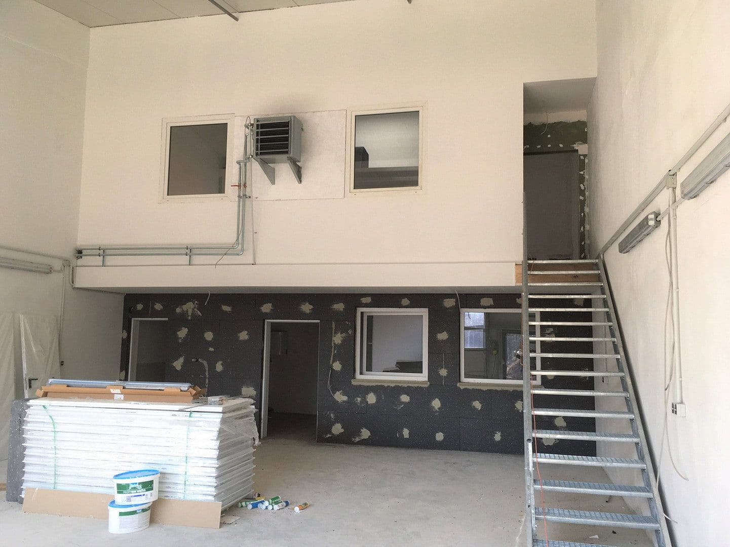 Prenájom nebytového priestoru 160 m², Kisdorfer Weg 15-17, Kaltenkirchen, Šlezvicko-Holštajnsko Prenájom nebytového priestoru 160 m², Kisdorfer Weg 15-17, Kaltenkirchen, Šlezvicko-Holštajnsko
