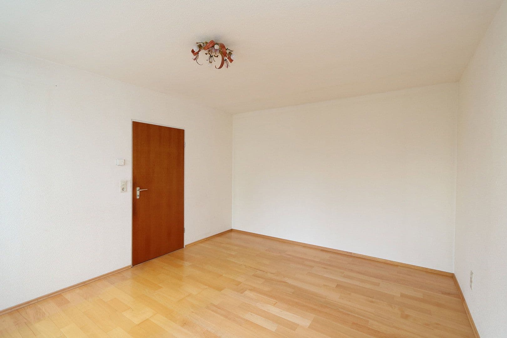 Predaj bytu 4-izbový 90 m², Gräfelfinger Str., München, Bavorsko Predaj bytu 4-izbový 90 m², Gräfelfinger Str., München, Bavorsko